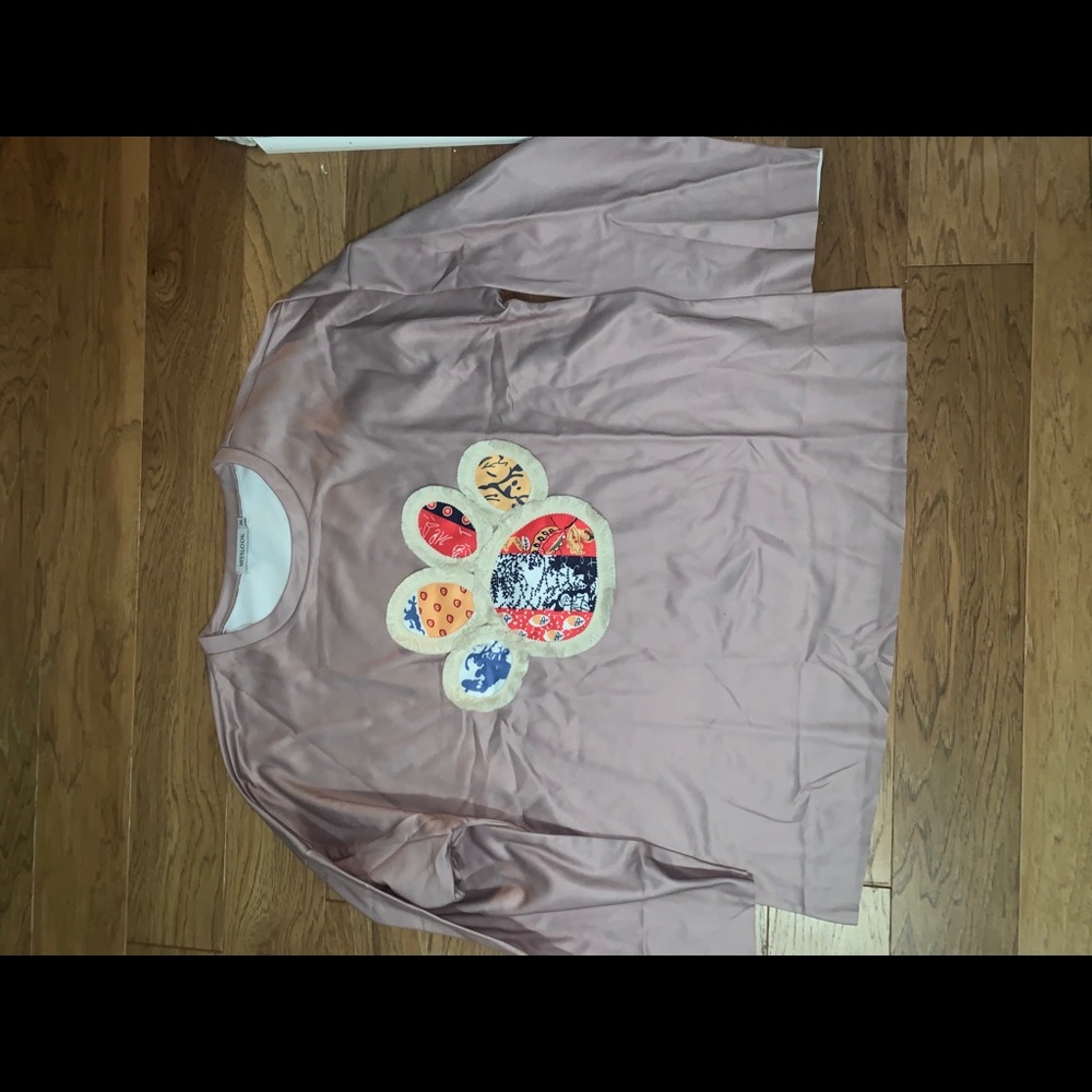 sweatshirt